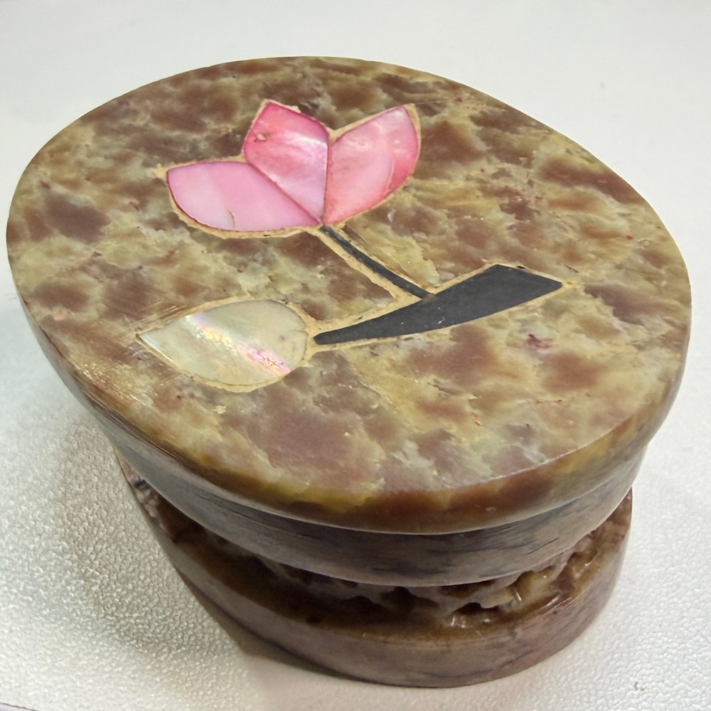 Vintage Hand Carved Israel Soapstone Trinket Box w/ Mother of Pearl Floral Inlay